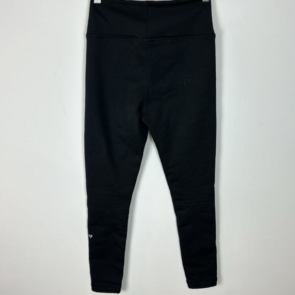 LIV Outdoor Leggings - Women's Small - Picture 5 of 6